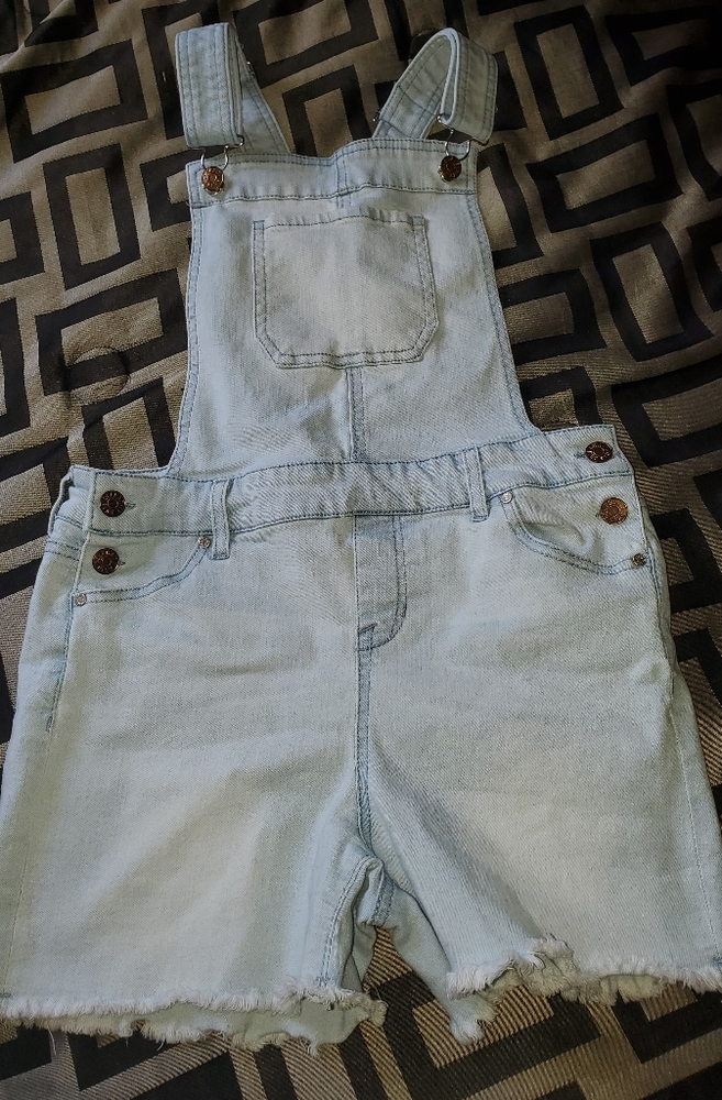 Girls overall shorts
